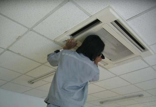 麥克維爾風冷式中央空調(diào)制冷工作原理